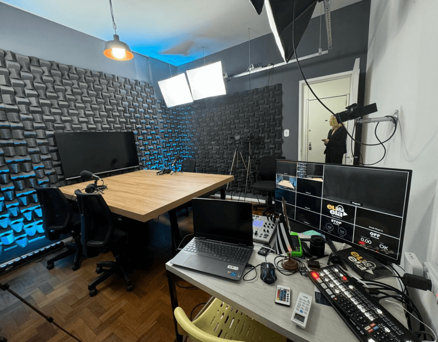 Podcast DATZ - Estúdio de gravação profissional